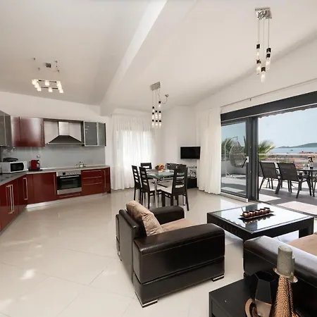 Aelia Apartment Nea Peramos (Macedonia)