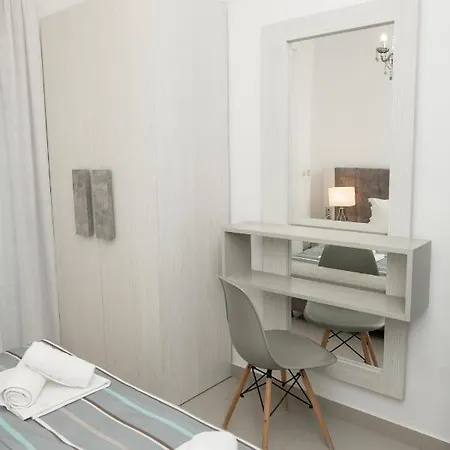 Aelia Apartment *