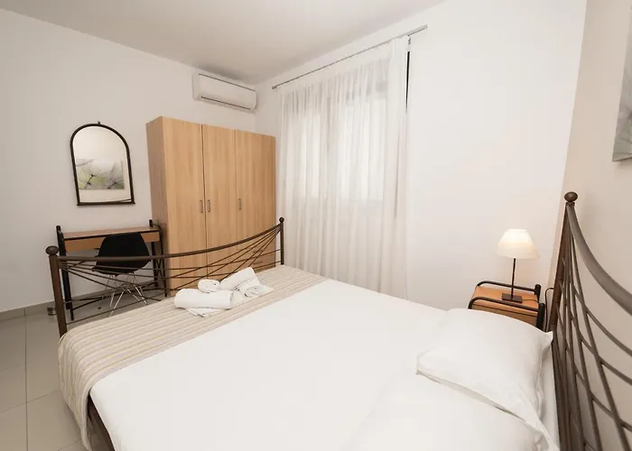 Apartament Aelia Néa Péramos